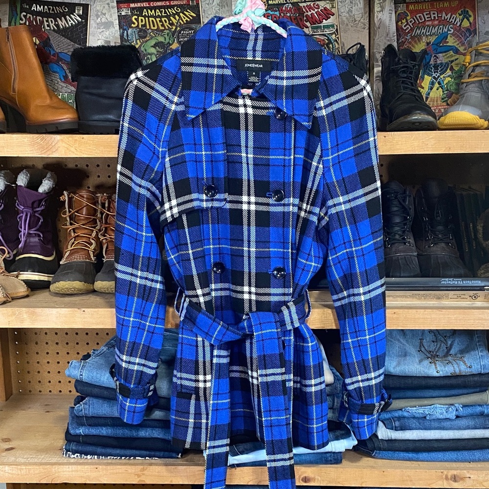 Jones Wear Blue Plaid Belted Peacoat – Women’s Small